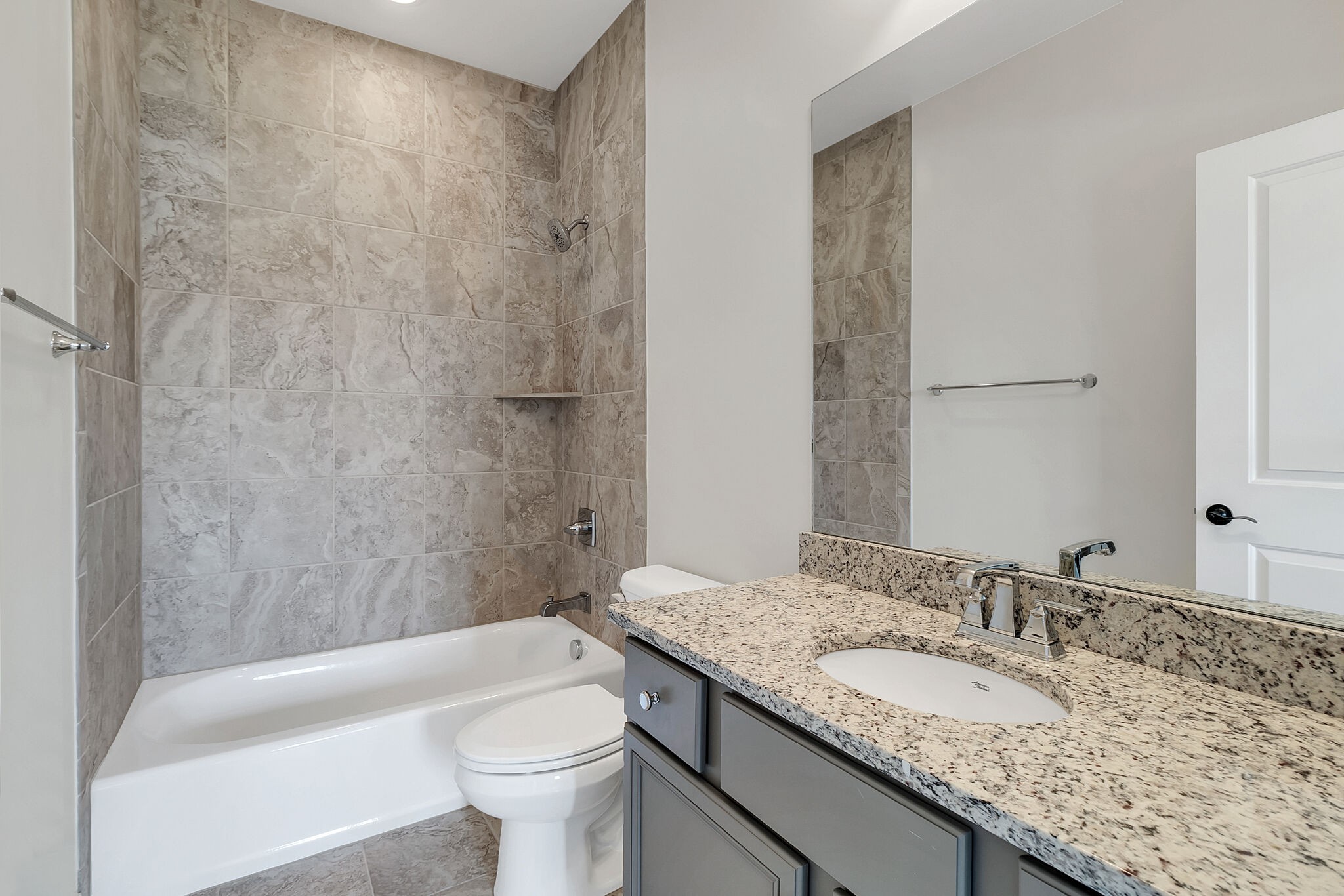 5006 General Martin Ln