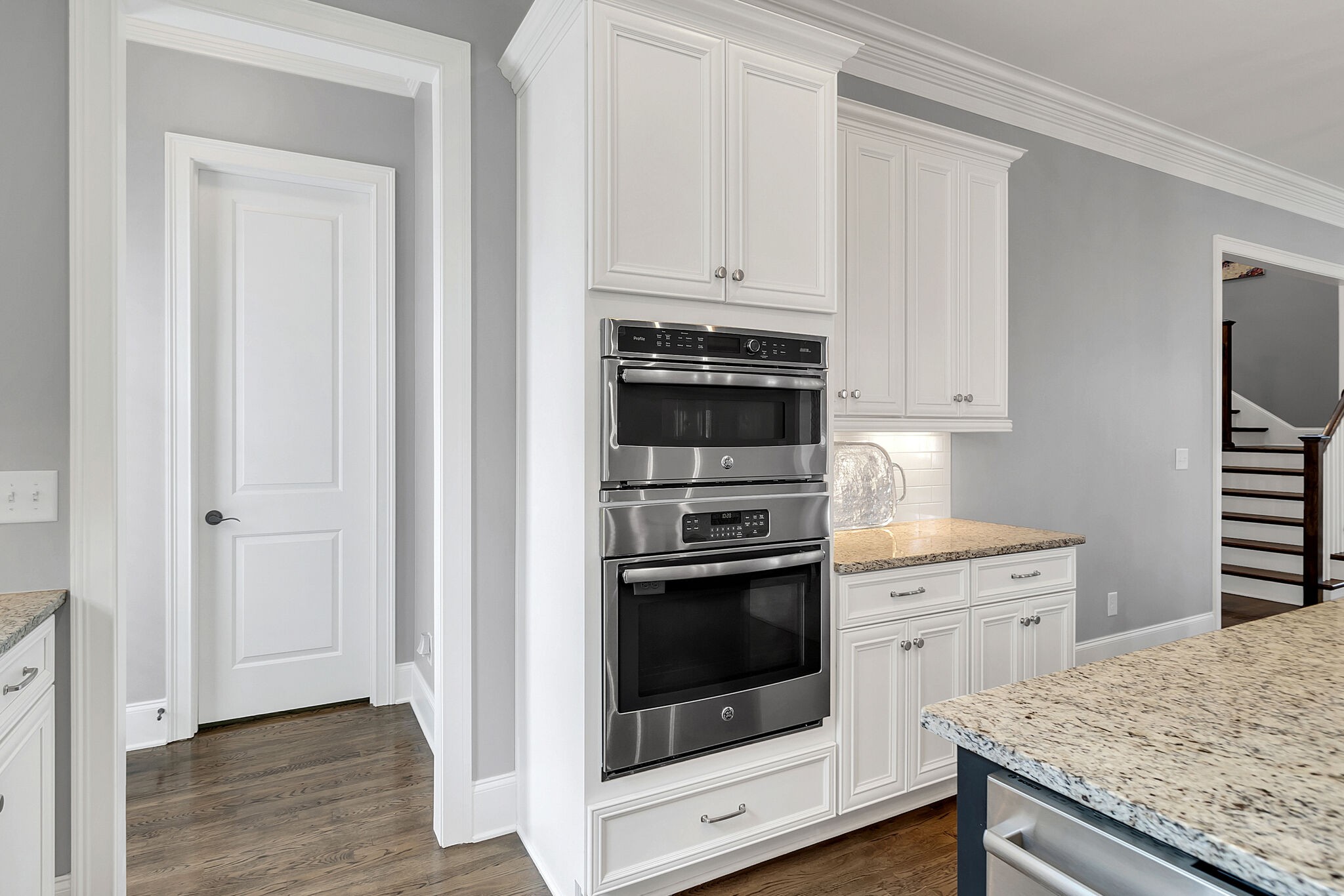 5006 General Martin Ln