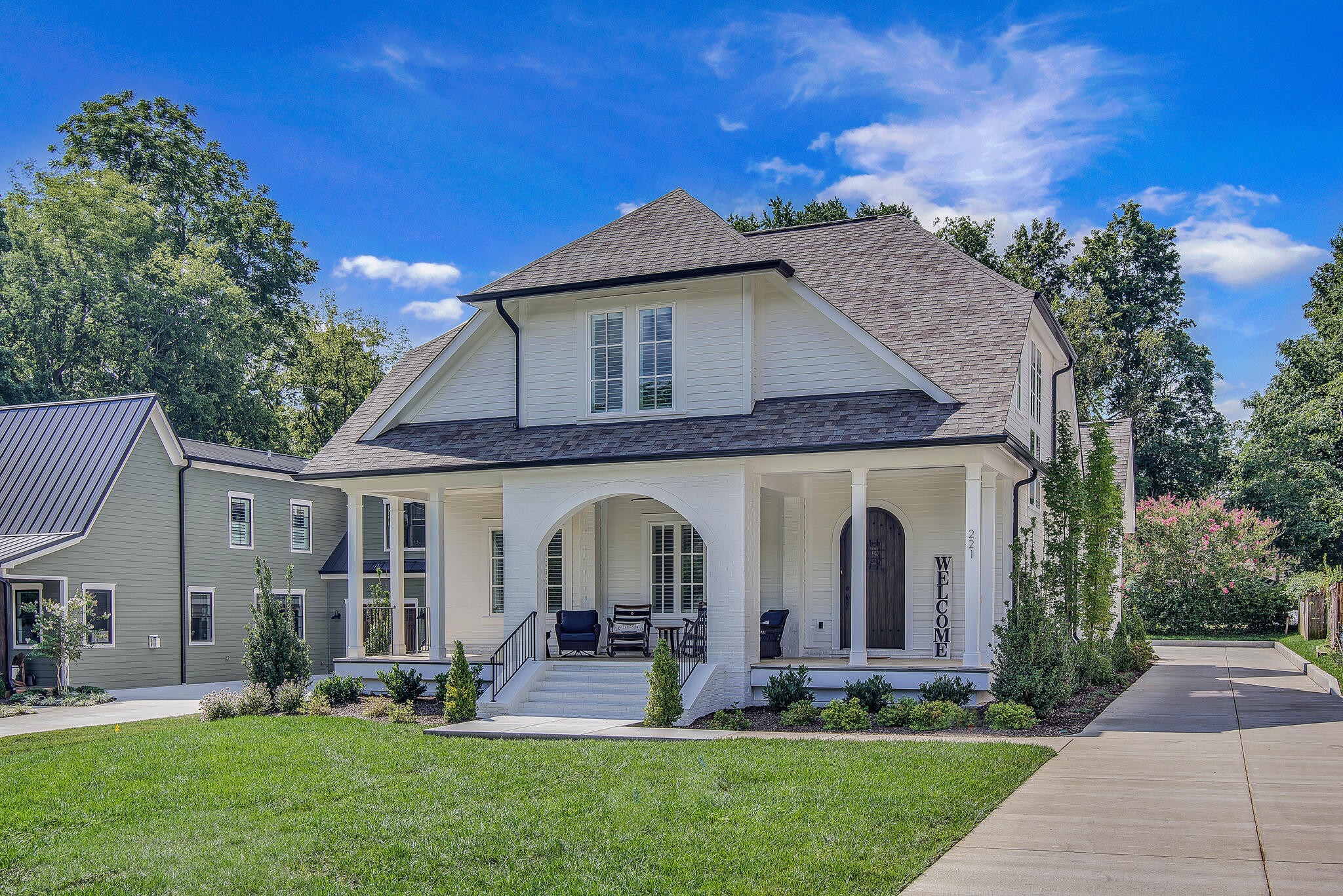 221 Everbright Ave