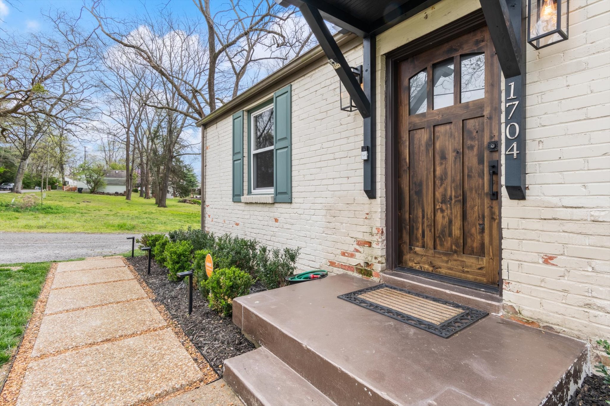 1704 Sharpe Ave