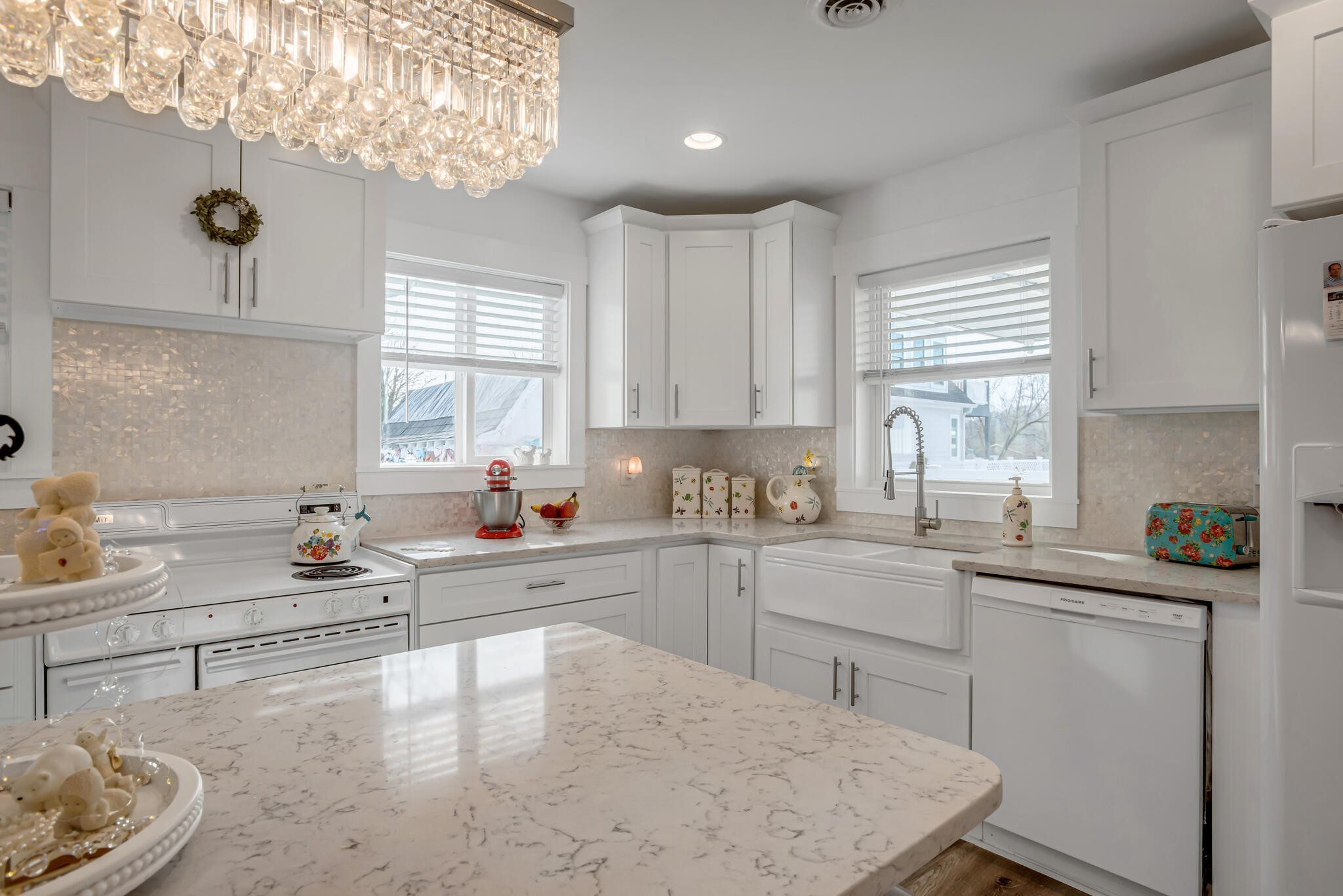 102 Elm St, W