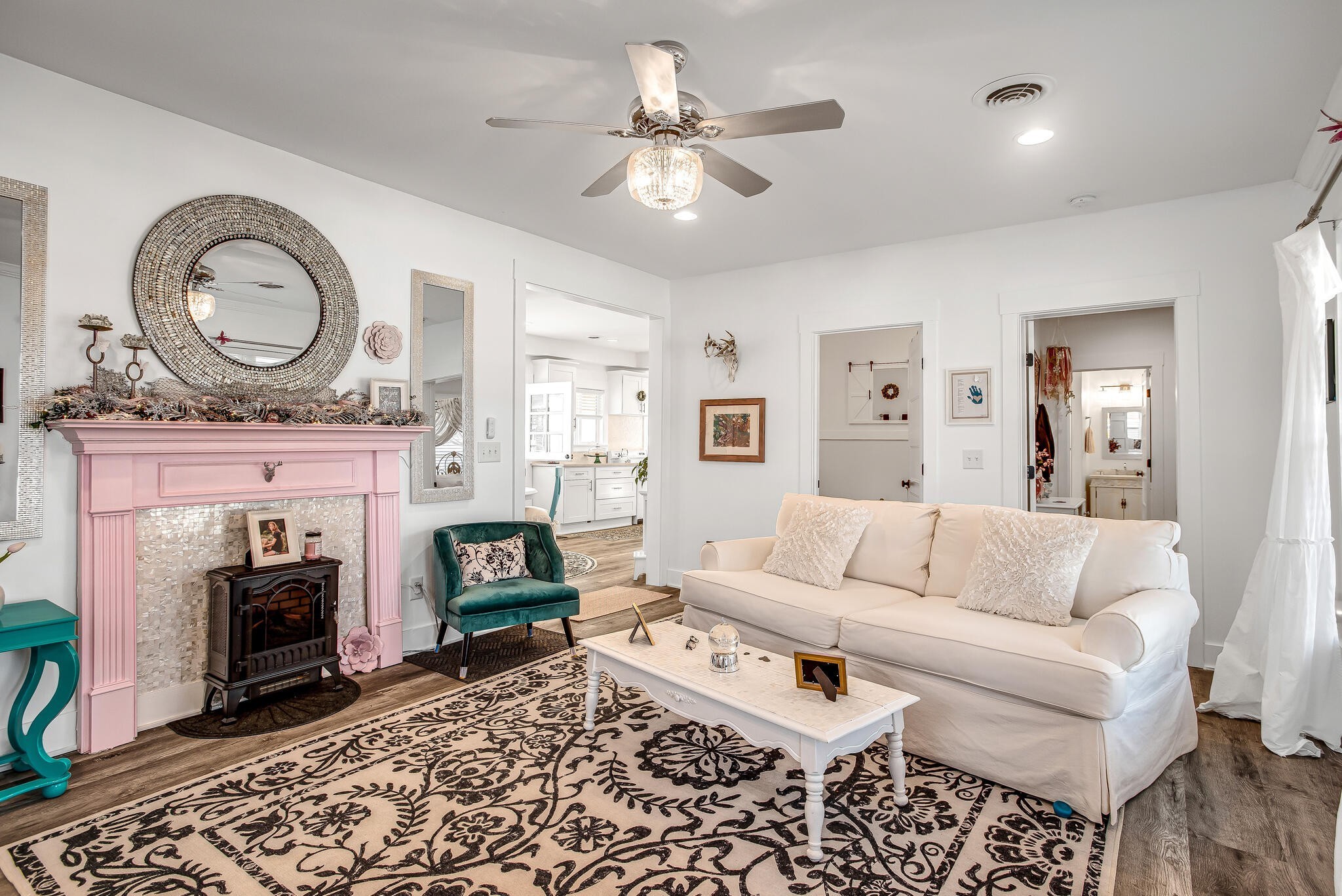 102 Elm St, W