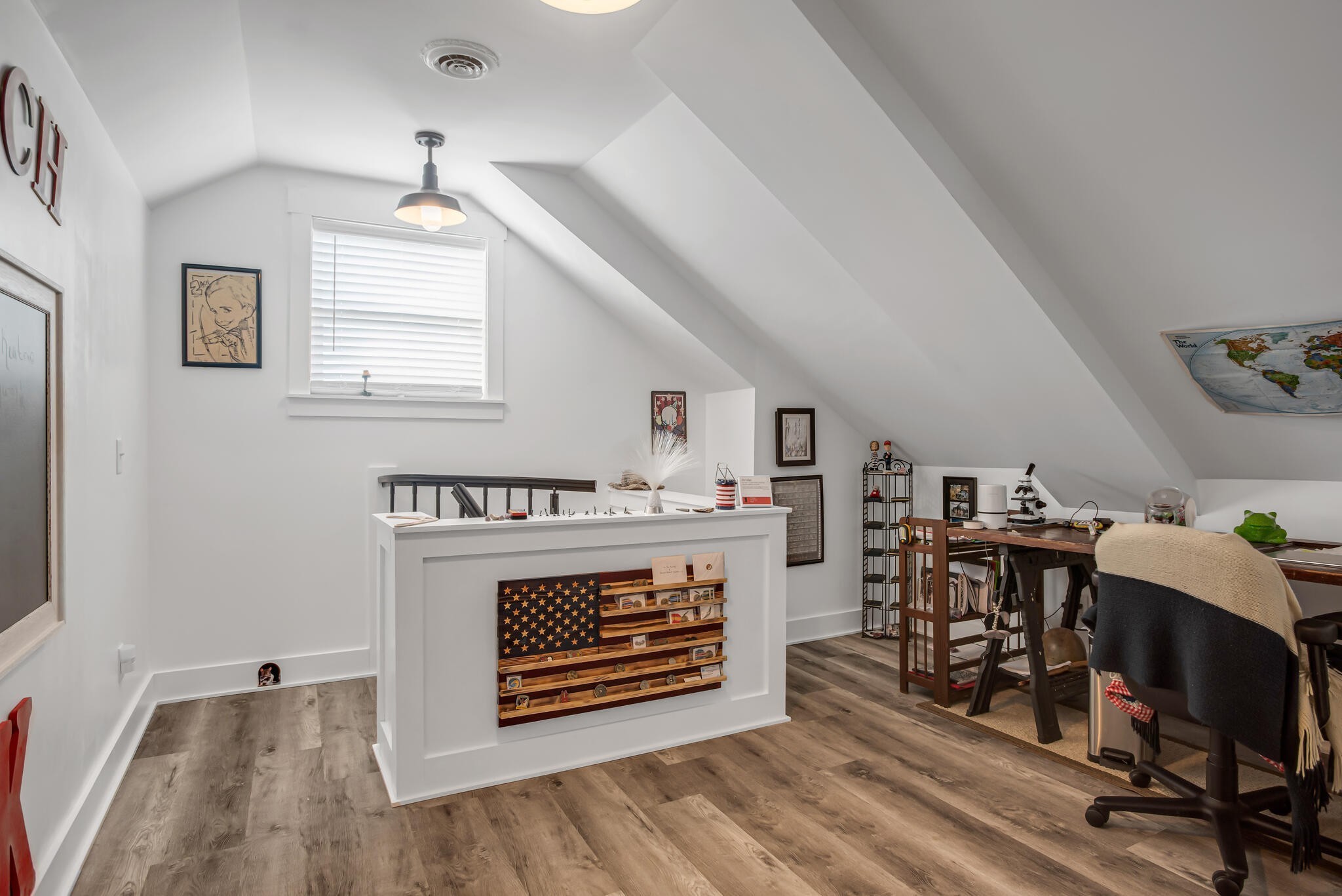 102 Elm St, W