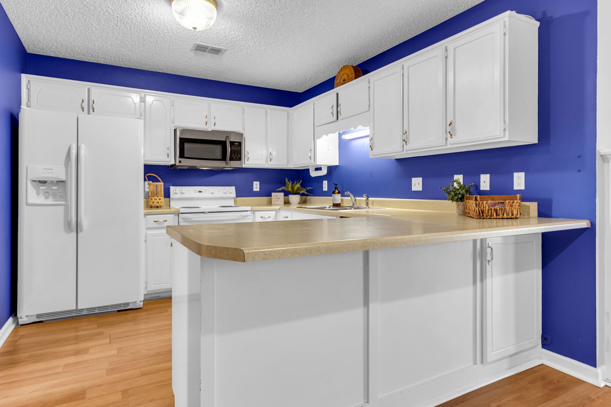 789 E Northfield Blvd