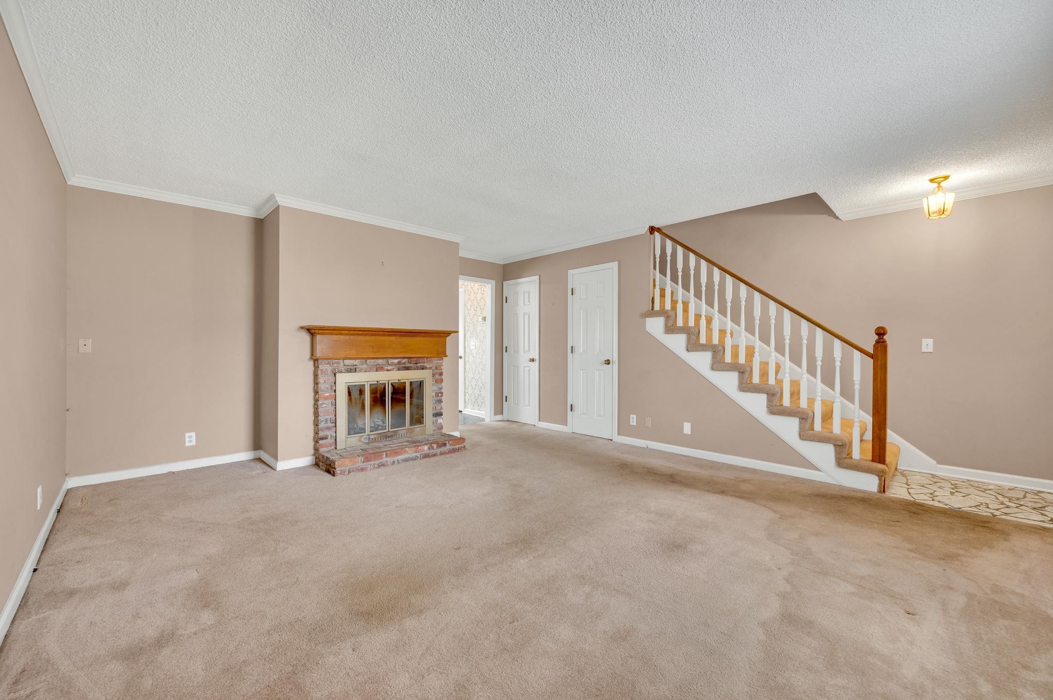 1011 East Northfield Blvd