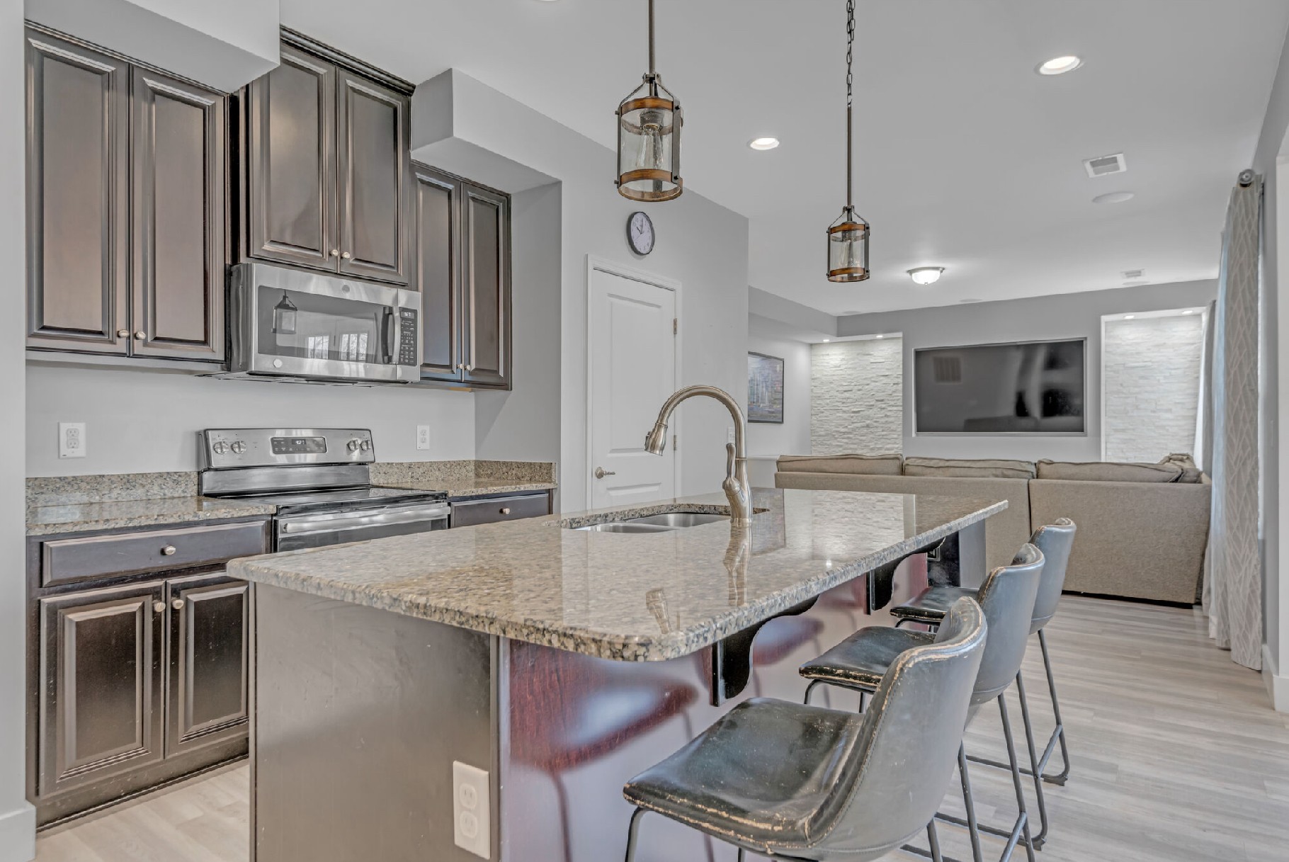 1404 Ohara Dr