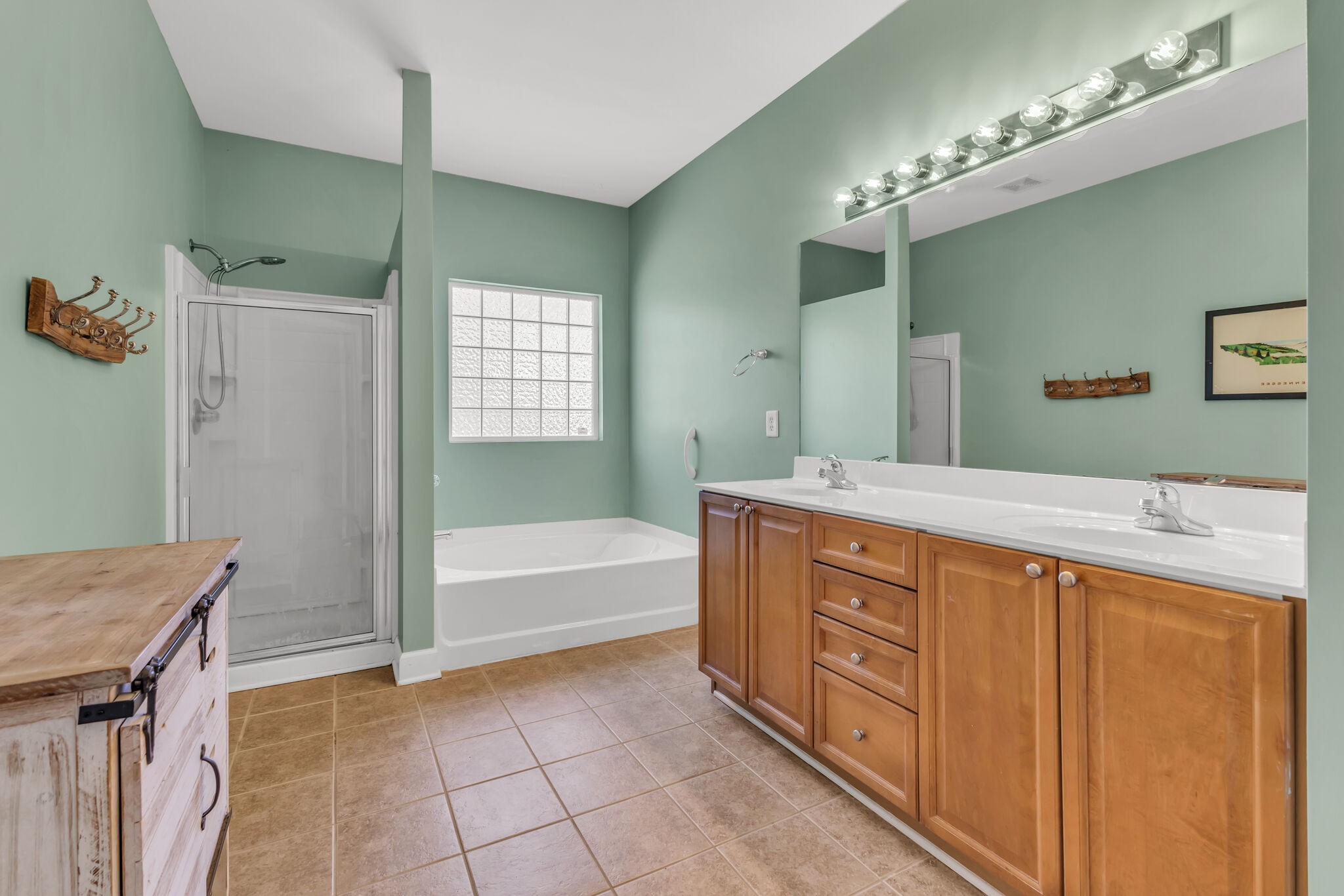 604 Waterway Ct