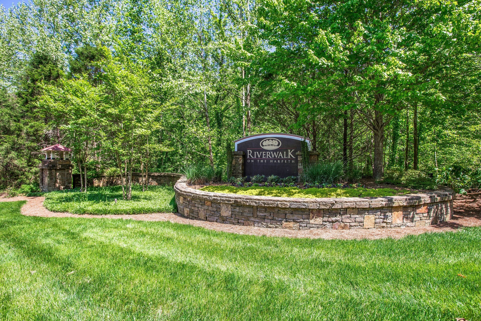 604 Waterway Ct