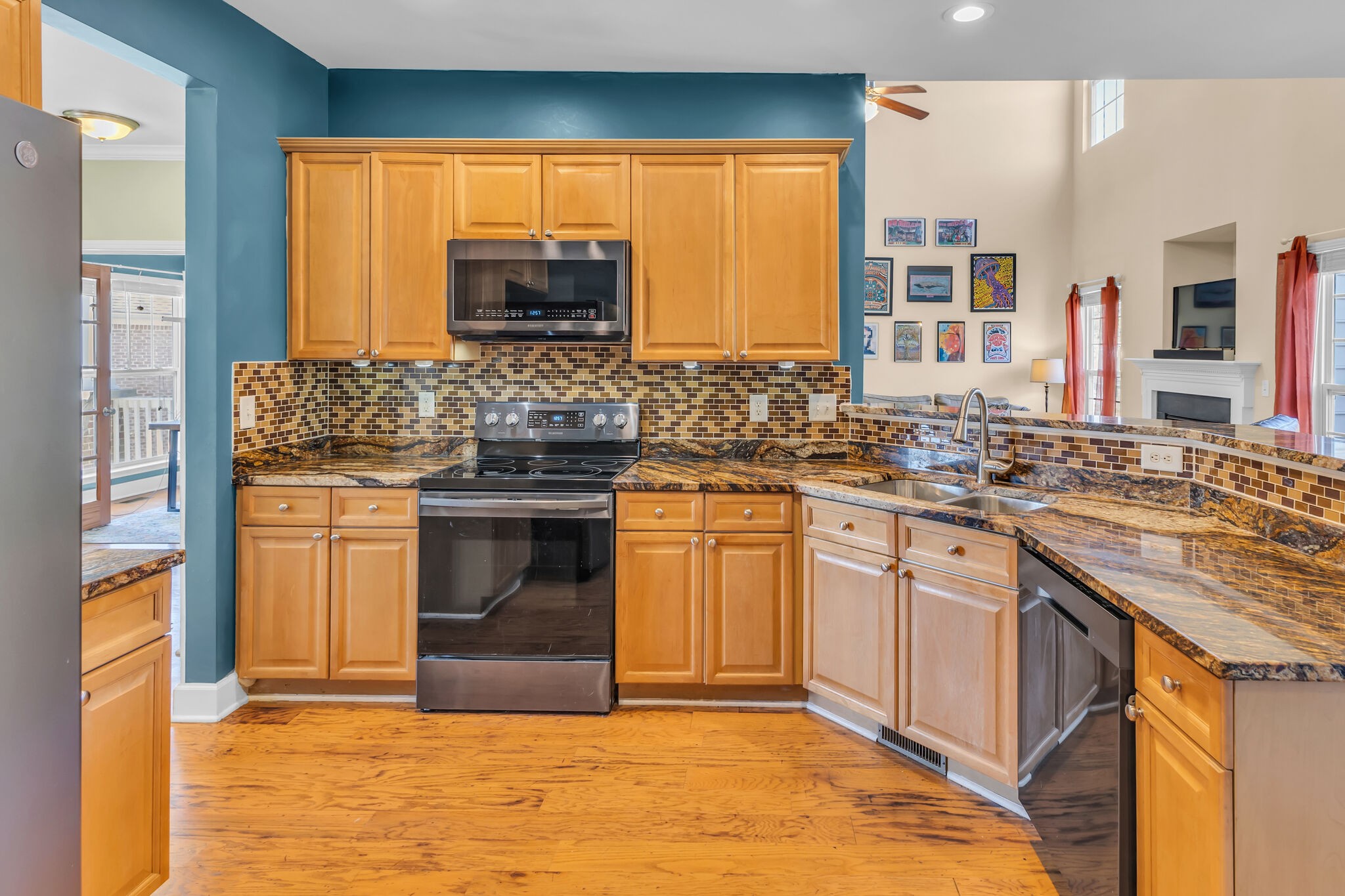 604 Waterway Ct