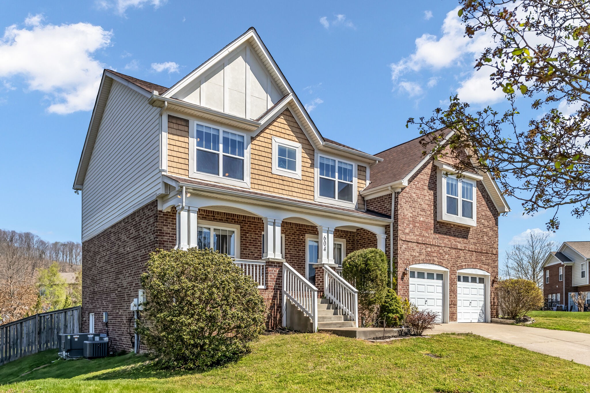 604 Waterway Ct