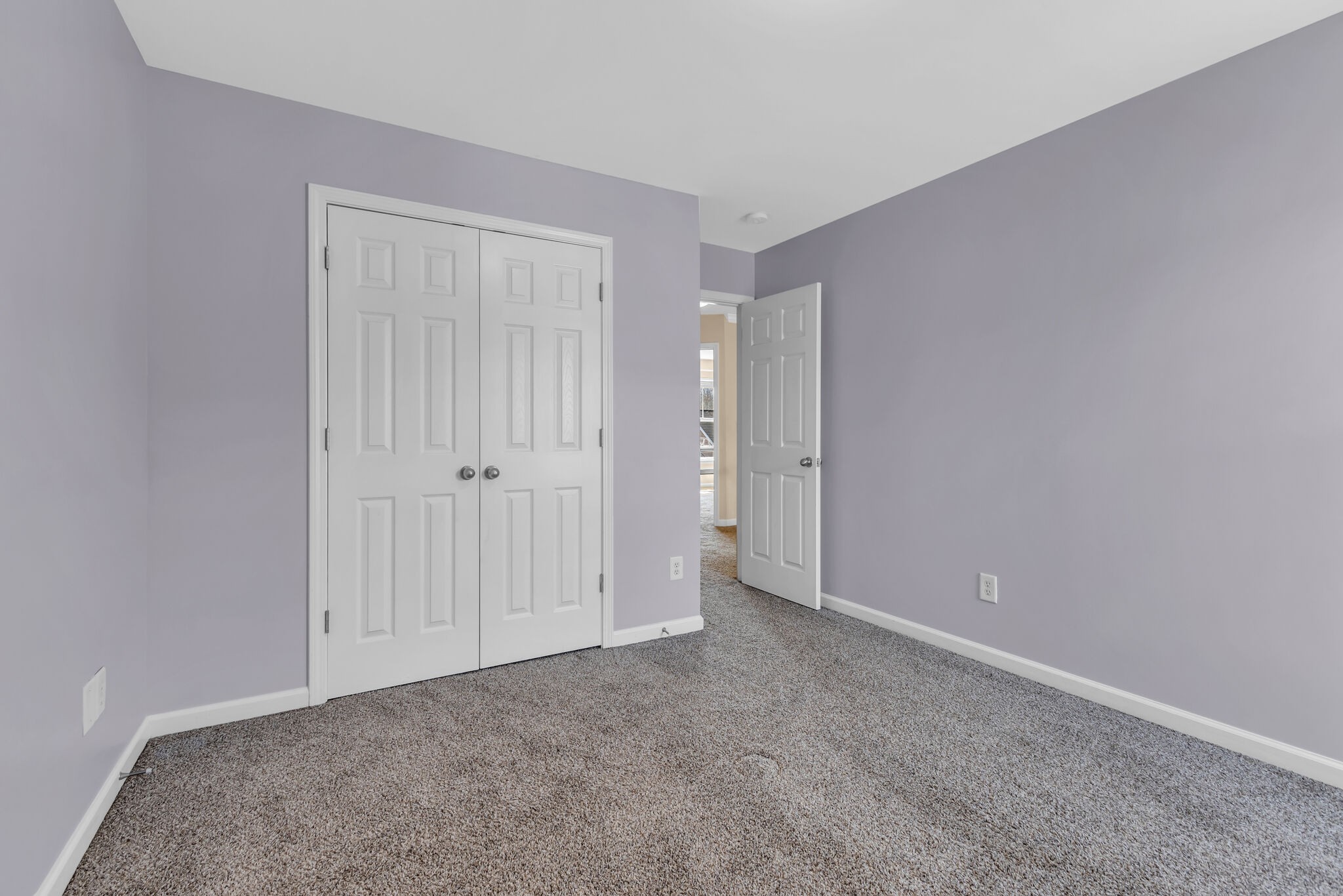 604 Waterway Ct