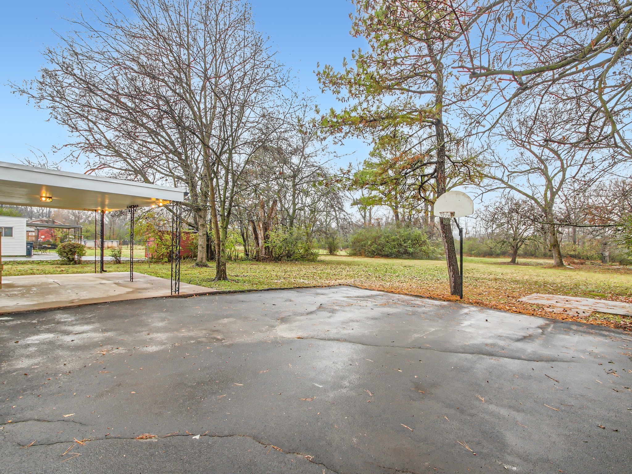 116 W Meade Dr