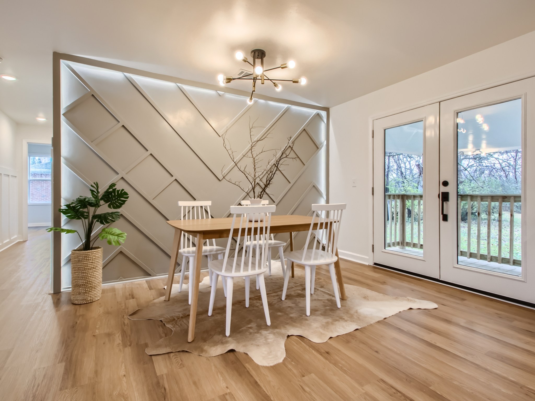 116 W Meade Dr