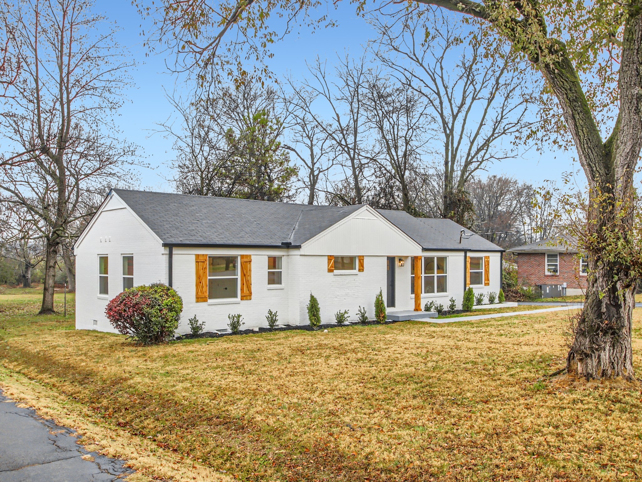 116 W Meade Dr