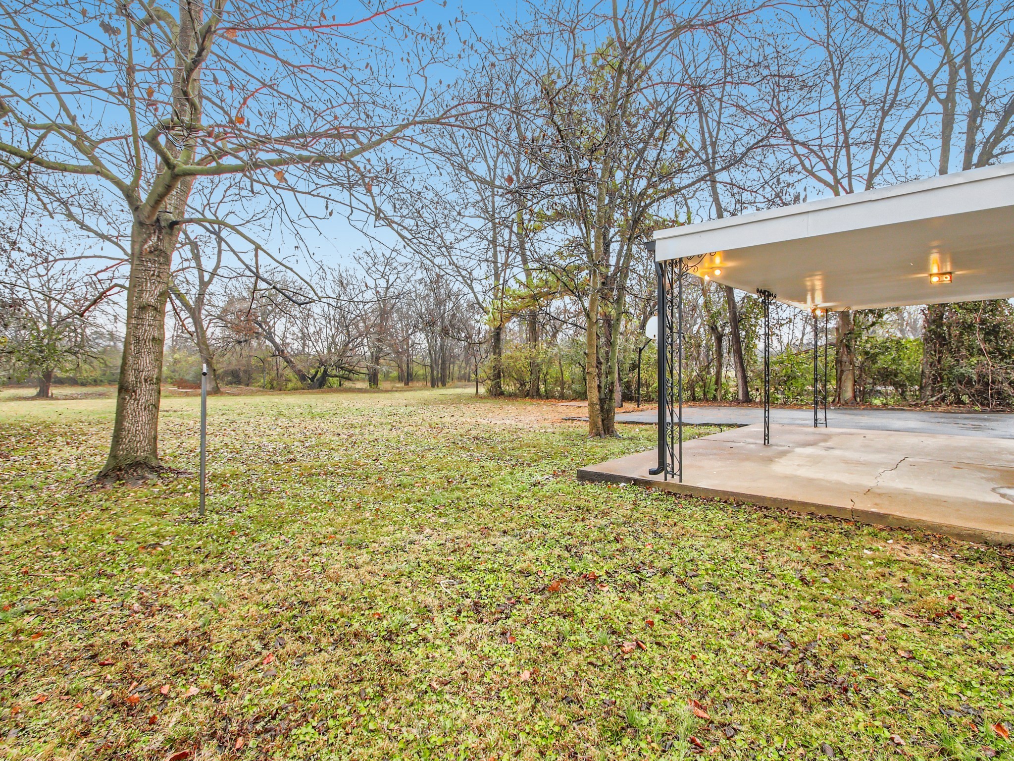 116 W Meade Dr