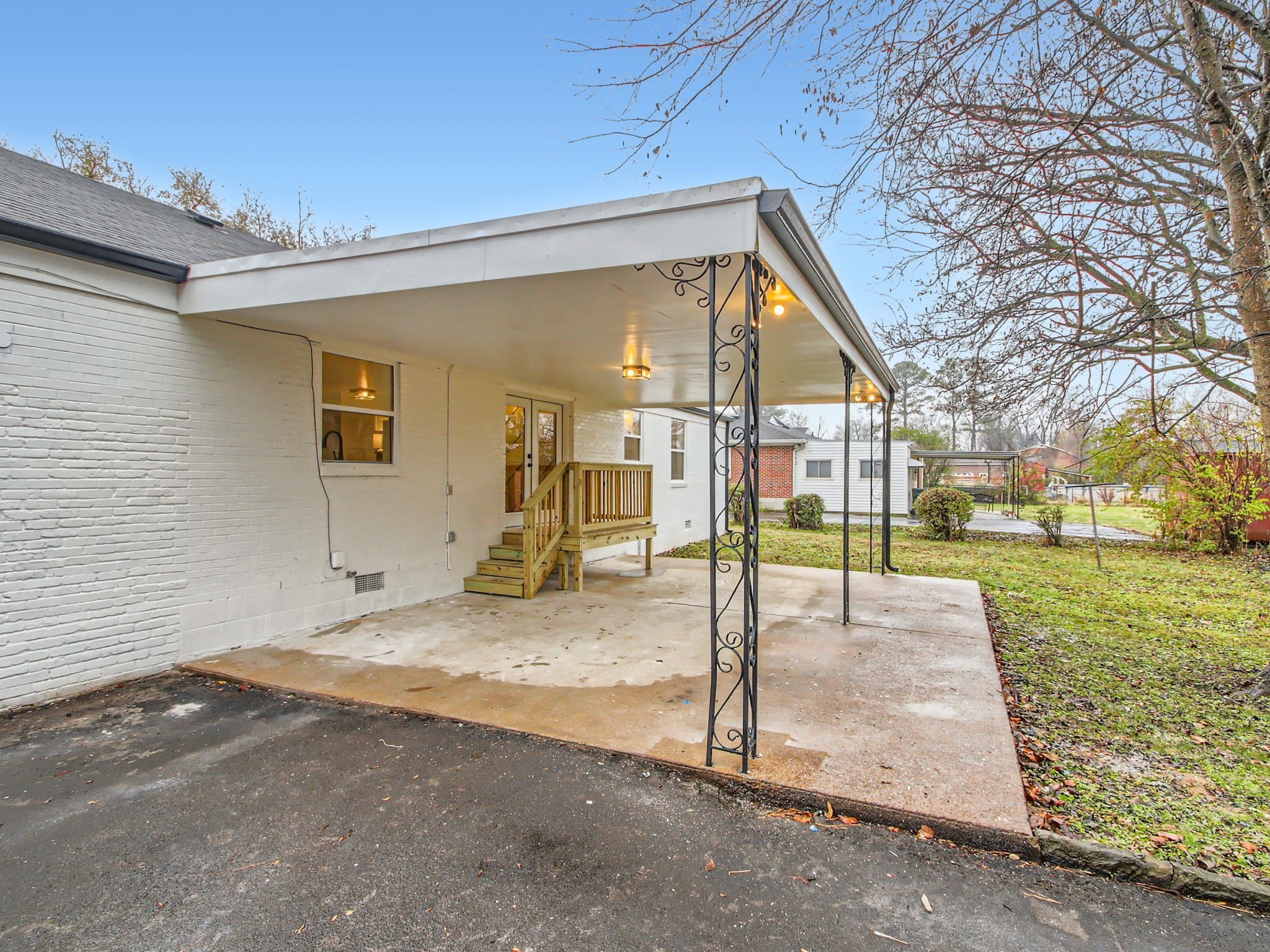 116 W Meade Dr