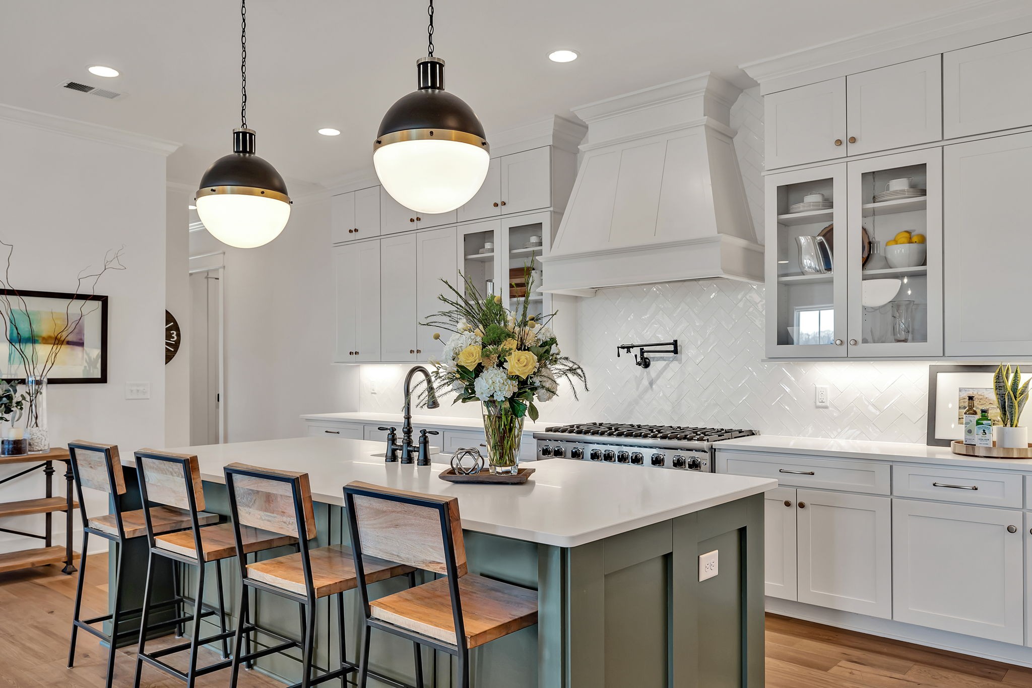 395 Stephens Valley Blvd