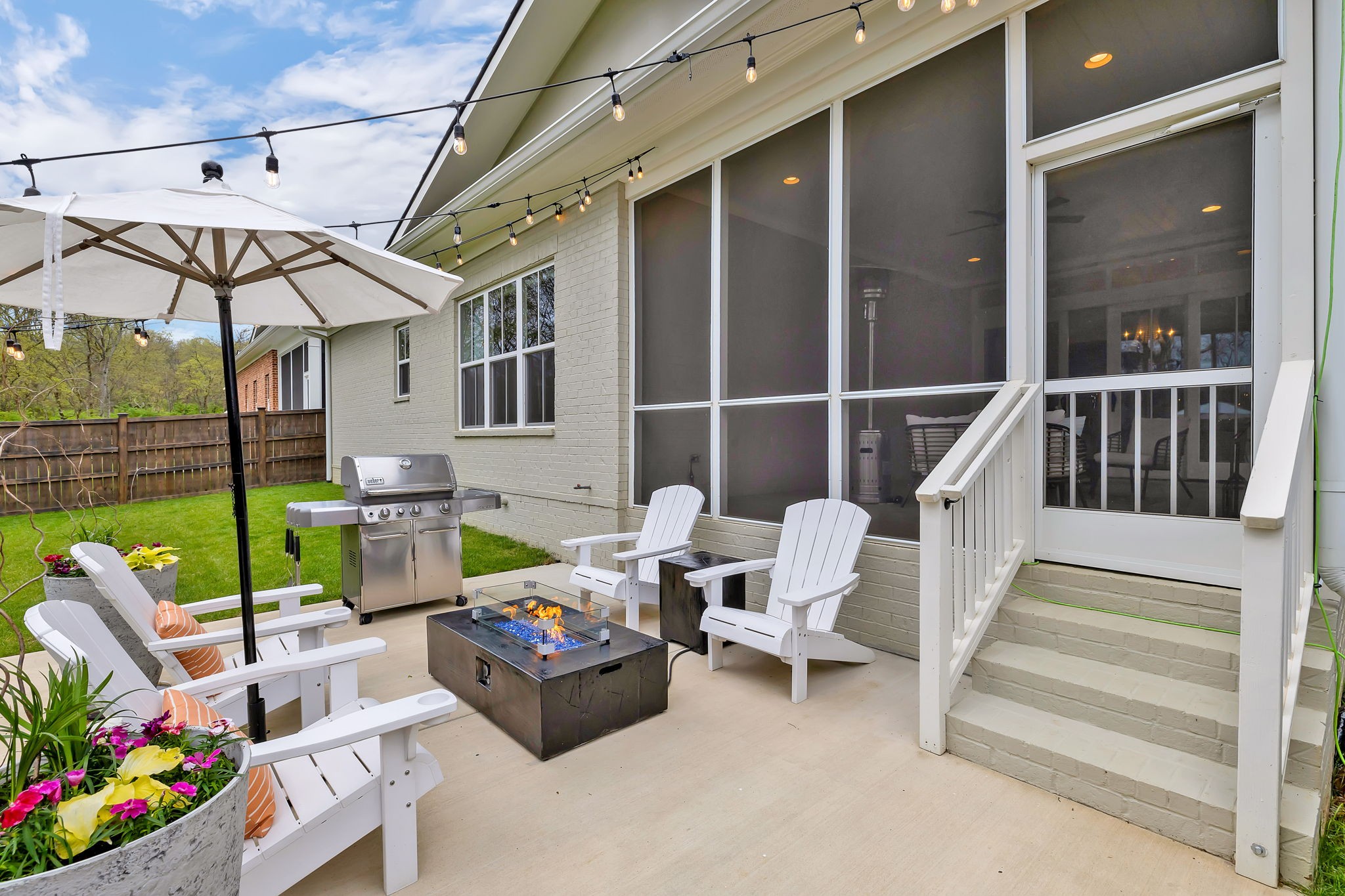 395 Stephens Valley Blvd