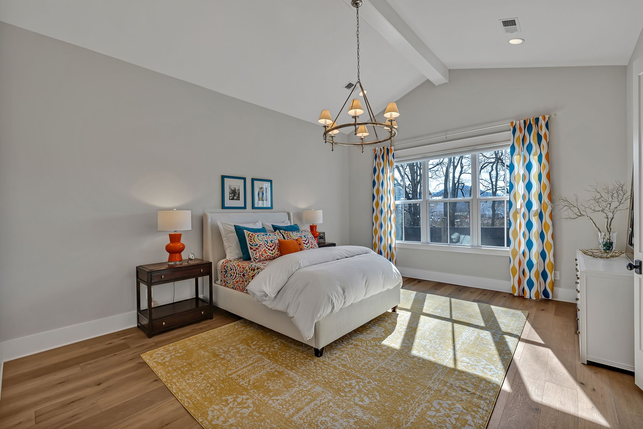 395 Stephens Valley Blvd