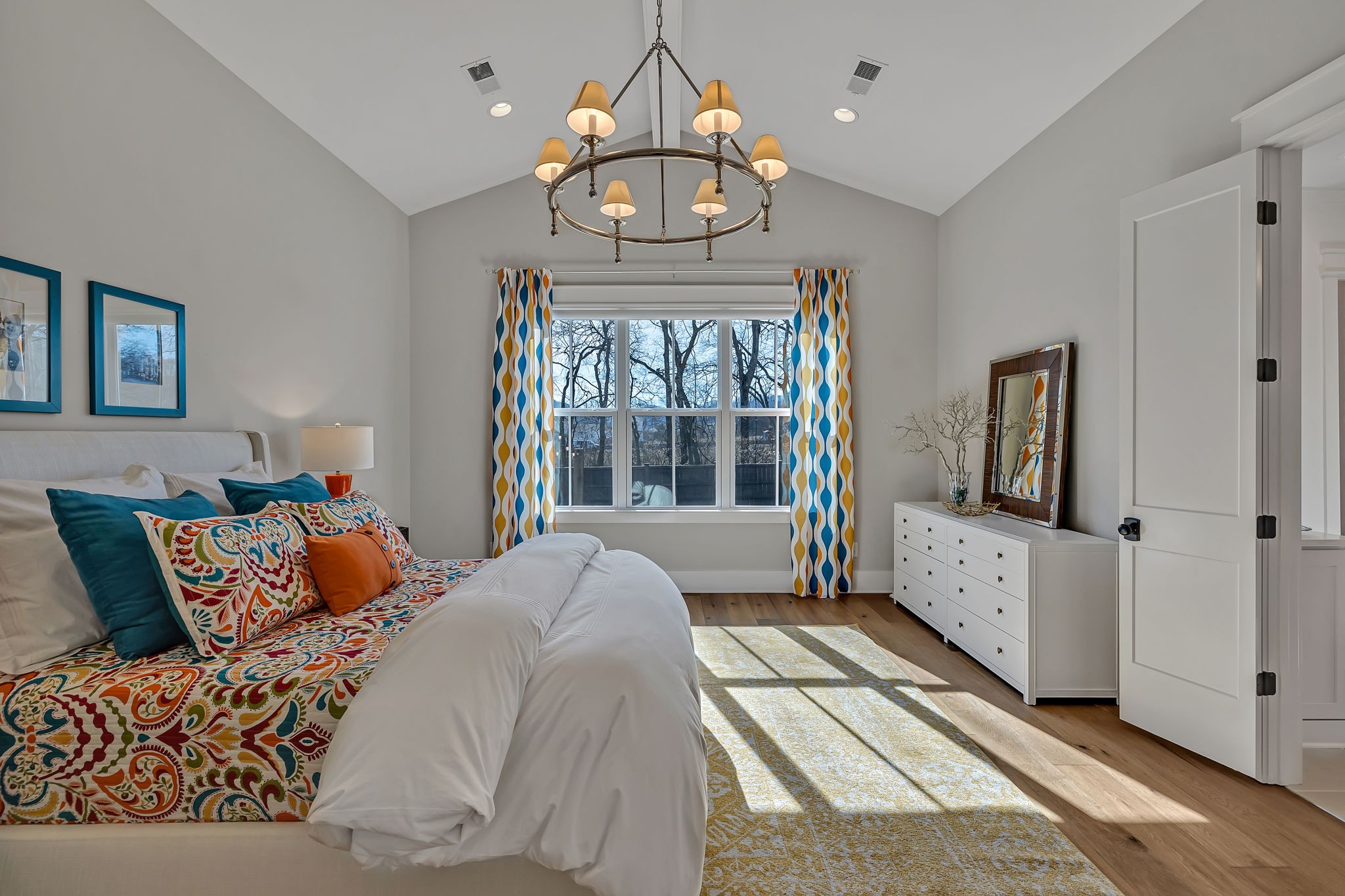 395 Stephens Valley Blvd