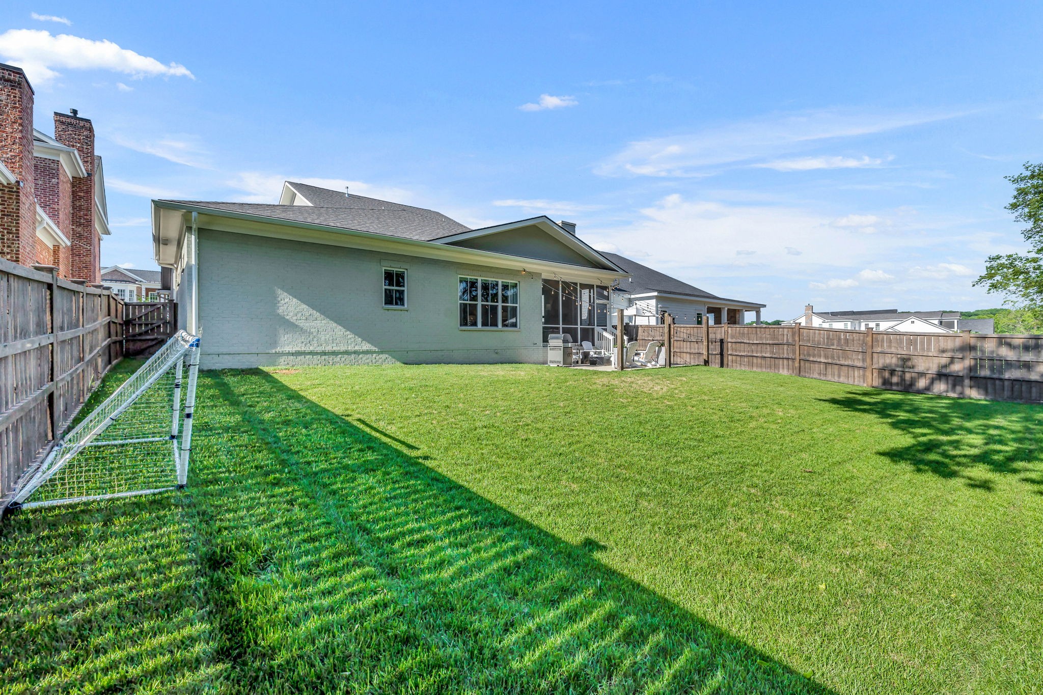 395 Stephens Valley Blvd