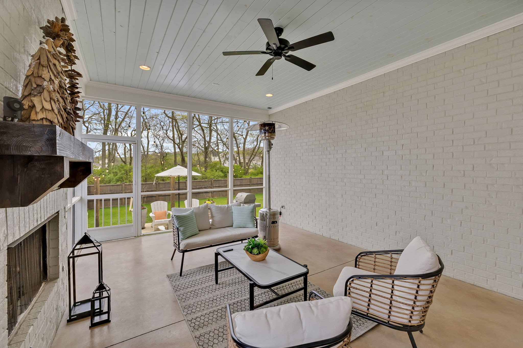 395 Stephens Valley Blvd