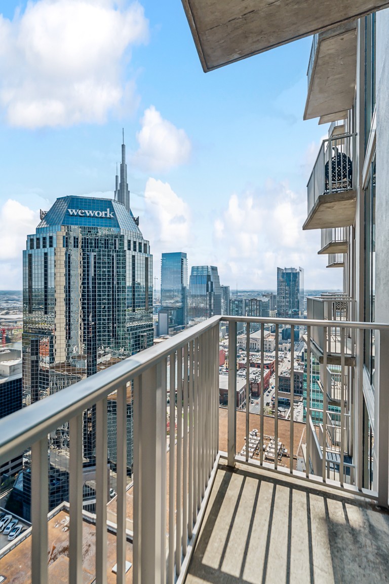 415 Church St Unit: 2109
