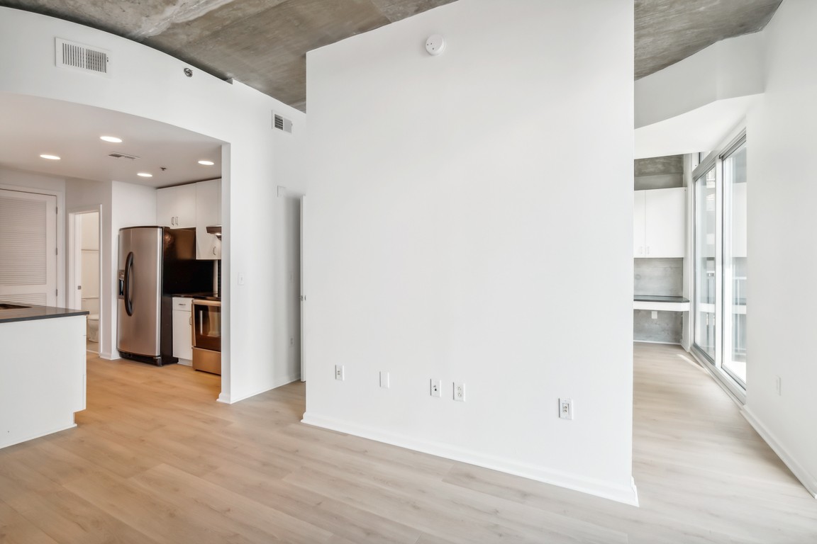 415 Church St Unit: 2109