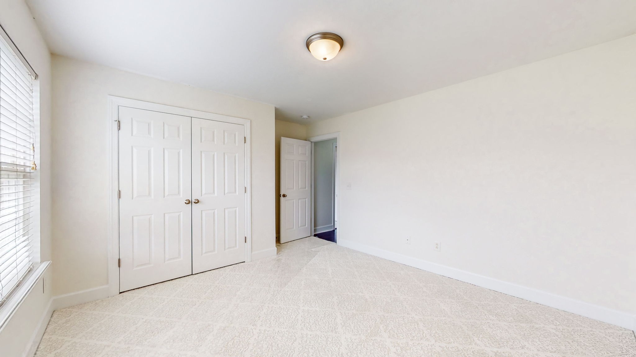 1406 Davy Crockett Dr