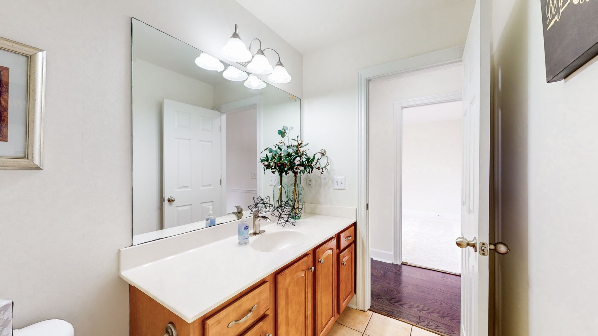 1406 Davy Crockett Dr