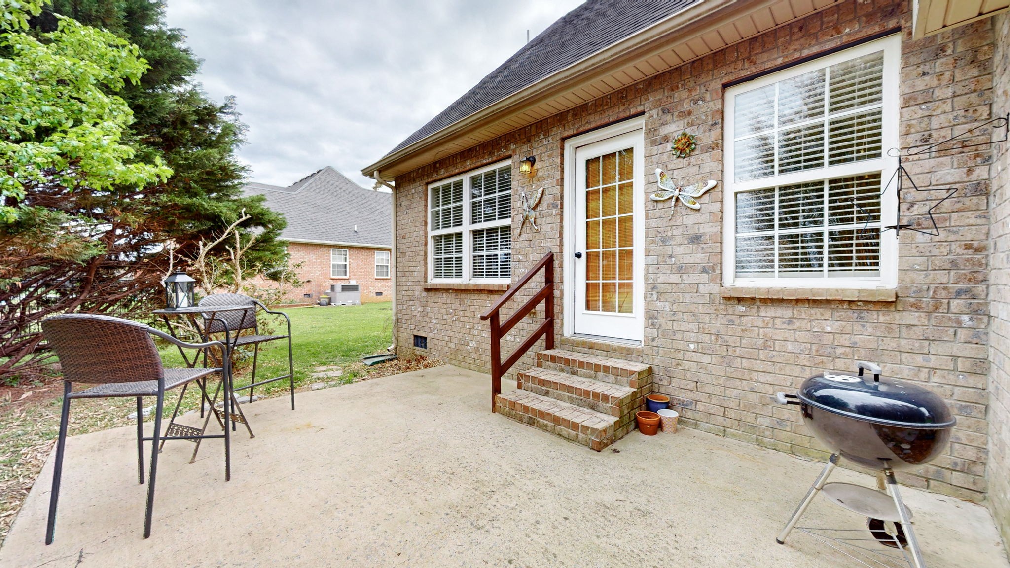 1406 Davy Crockett Dr