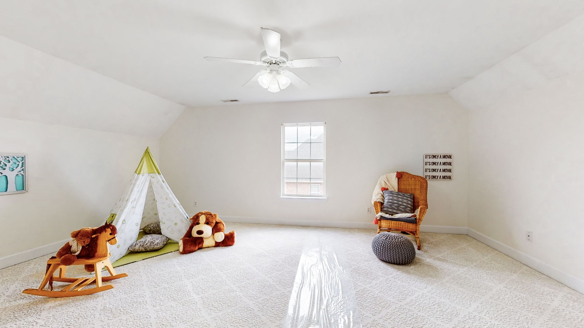 1406 Davy Crockett Dr