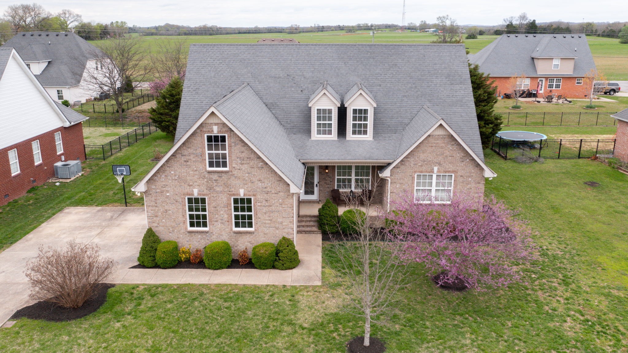 1406 Davy Crockett Dr