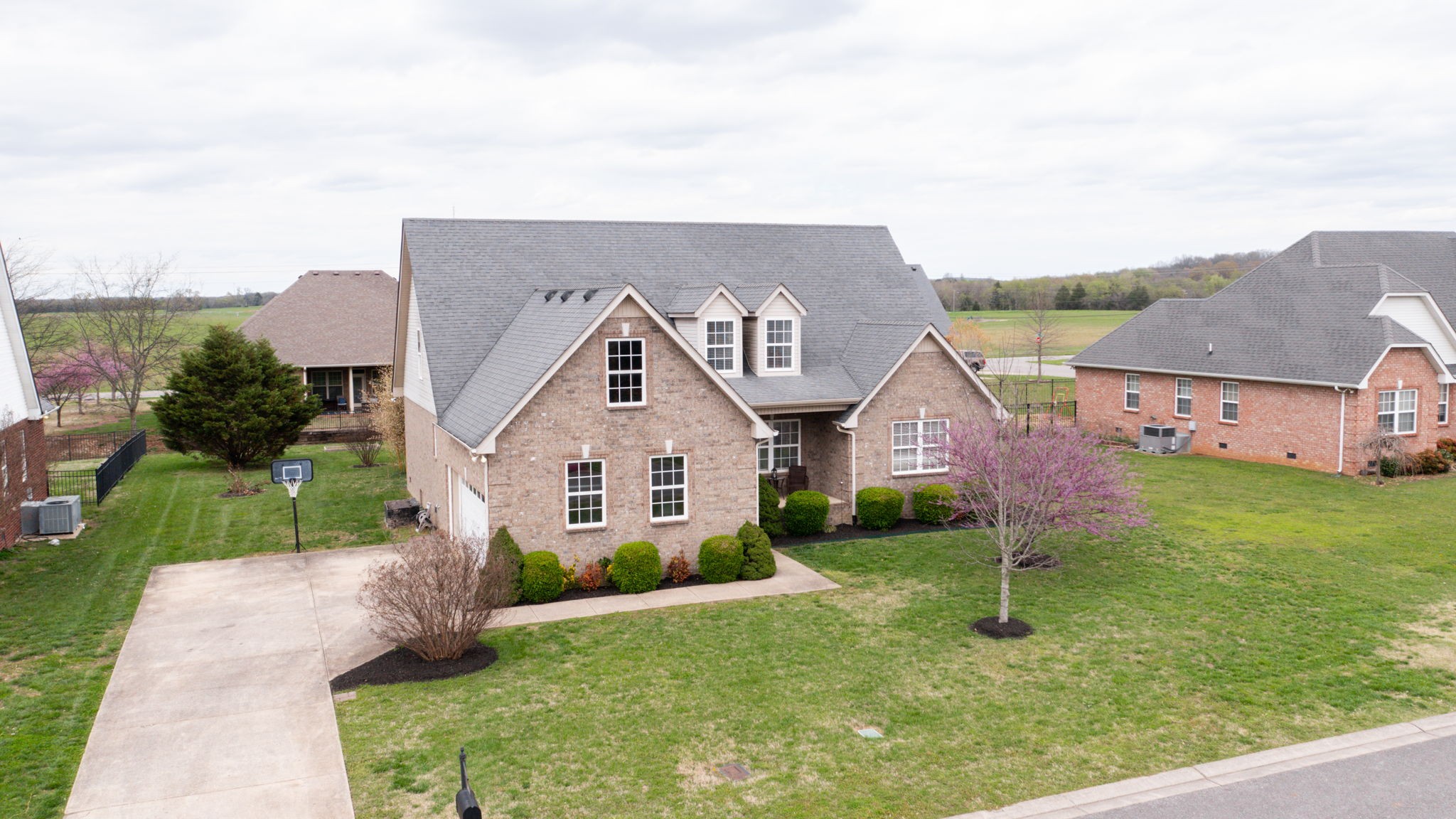 1406 Davy Crockett Dr