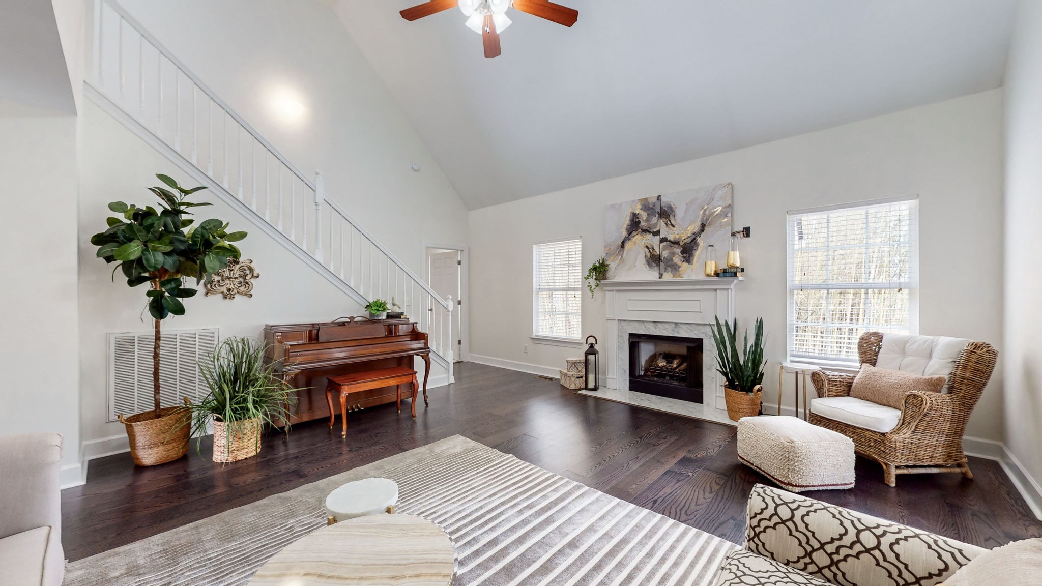 1406 Davy Crockett Dr