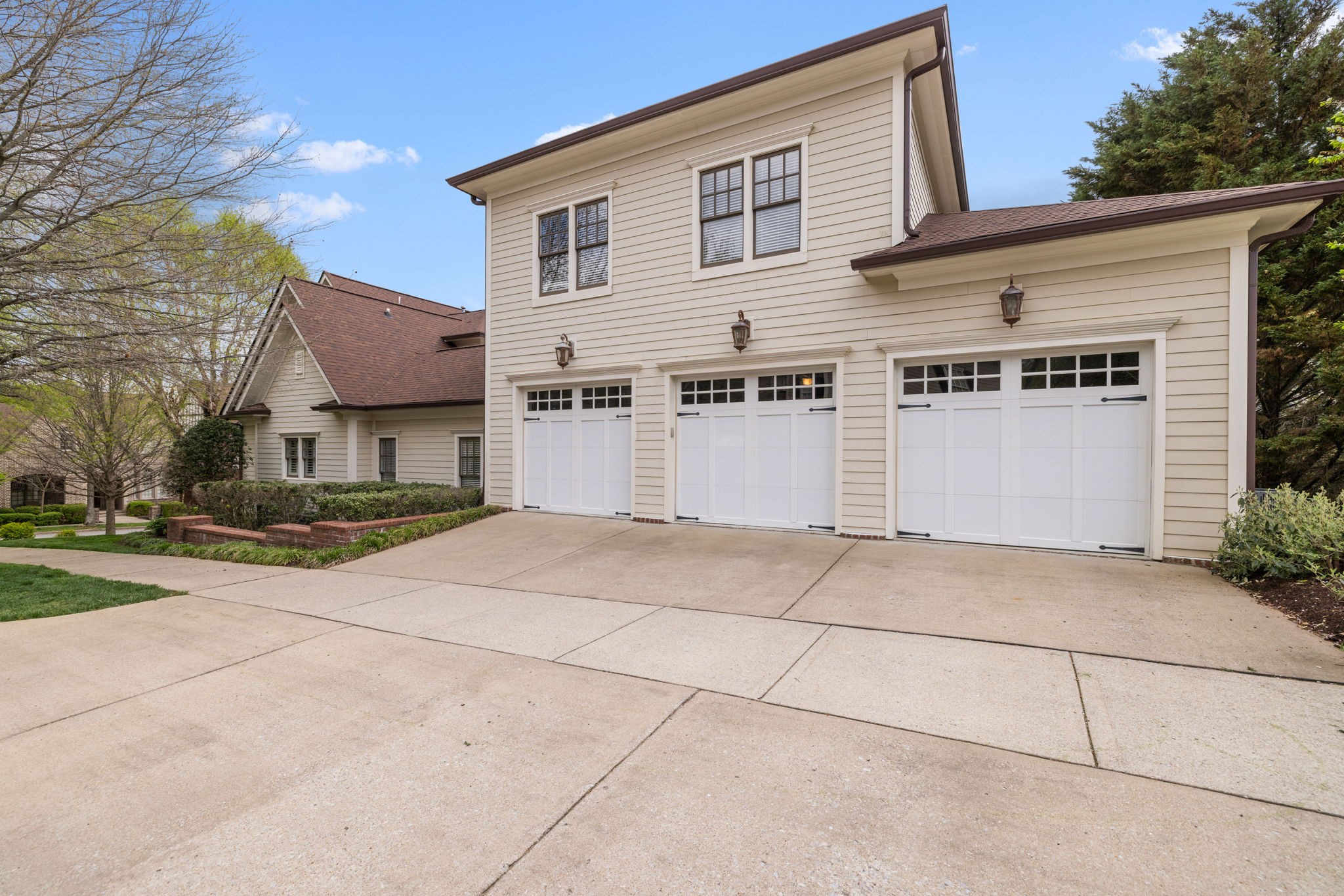 540 Pearre Springs Way