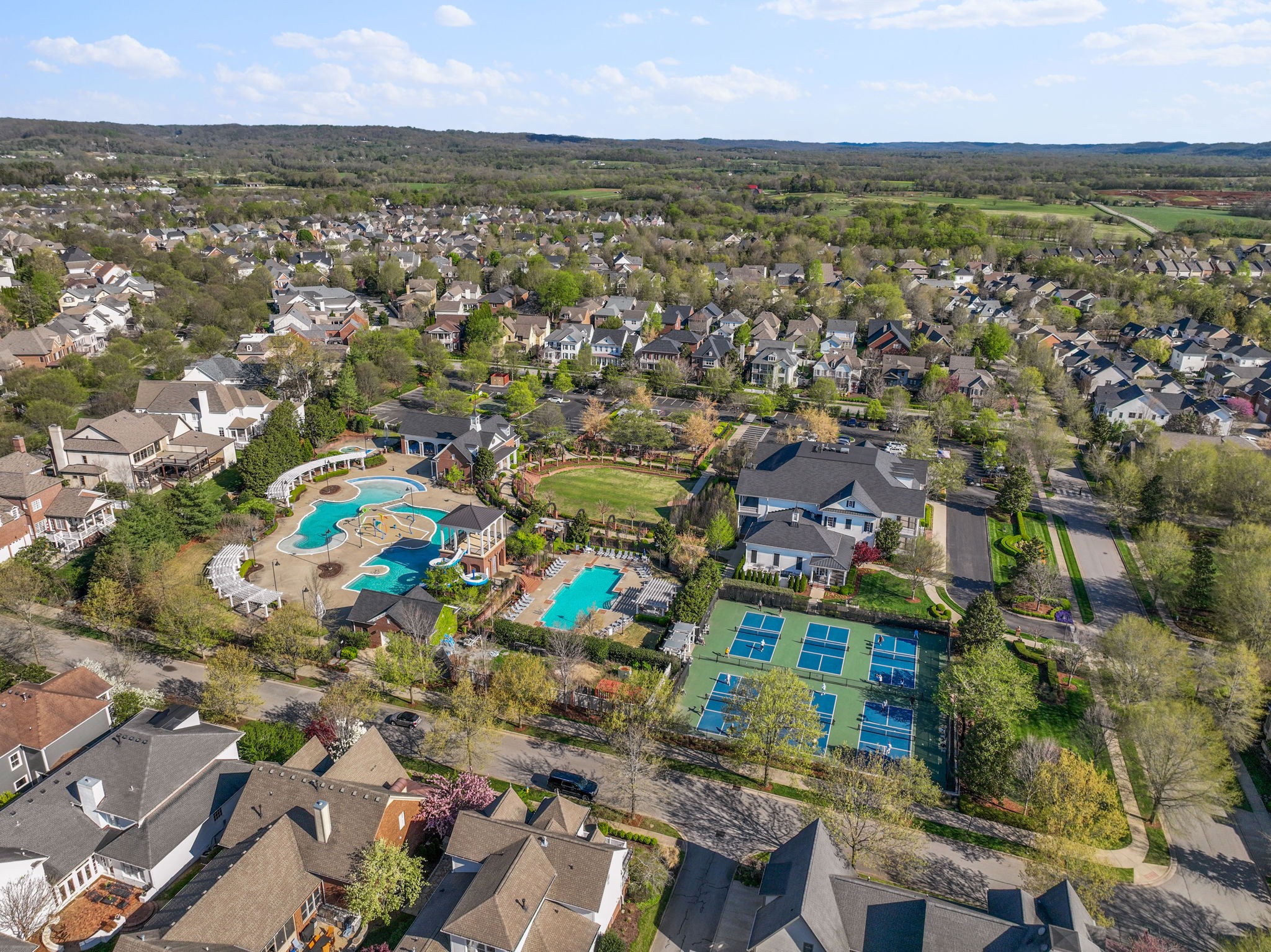 540 Pearre Springs Way