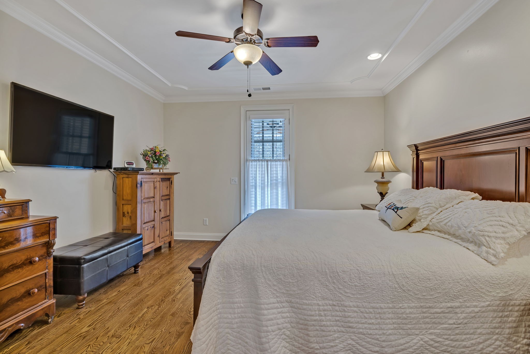 704 Pearre Springs Way