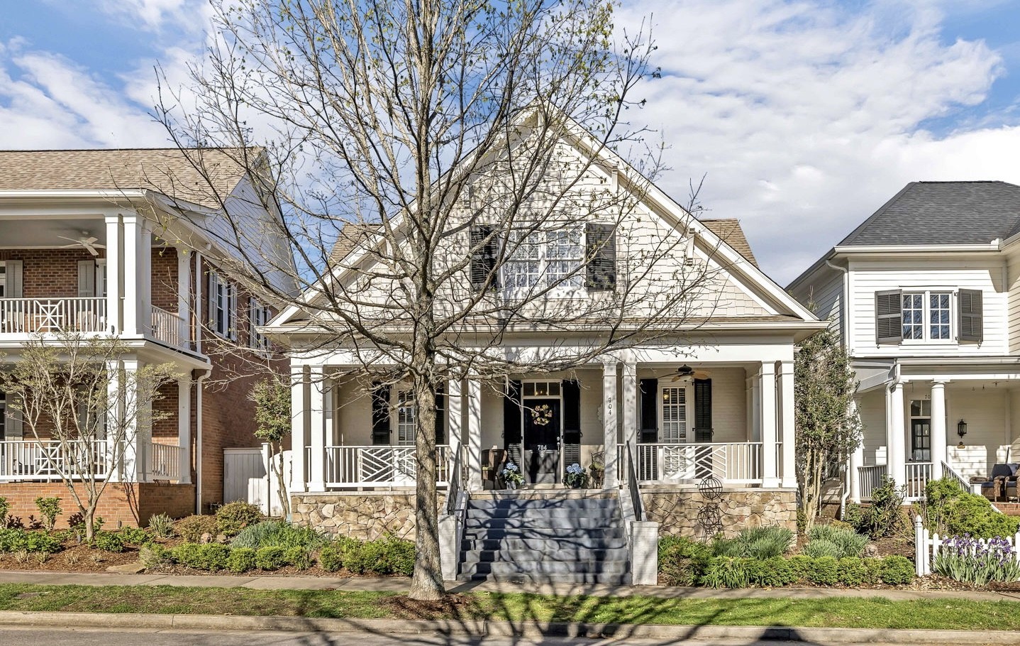 704 Pearre Springs Way