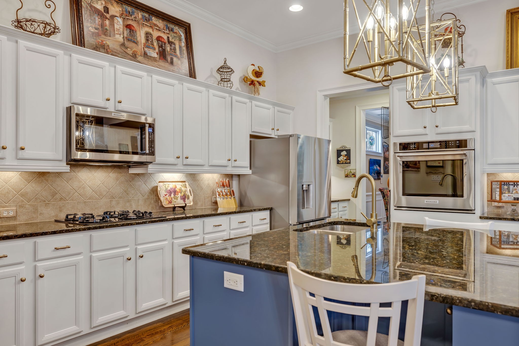 704 Pearre Springs Way