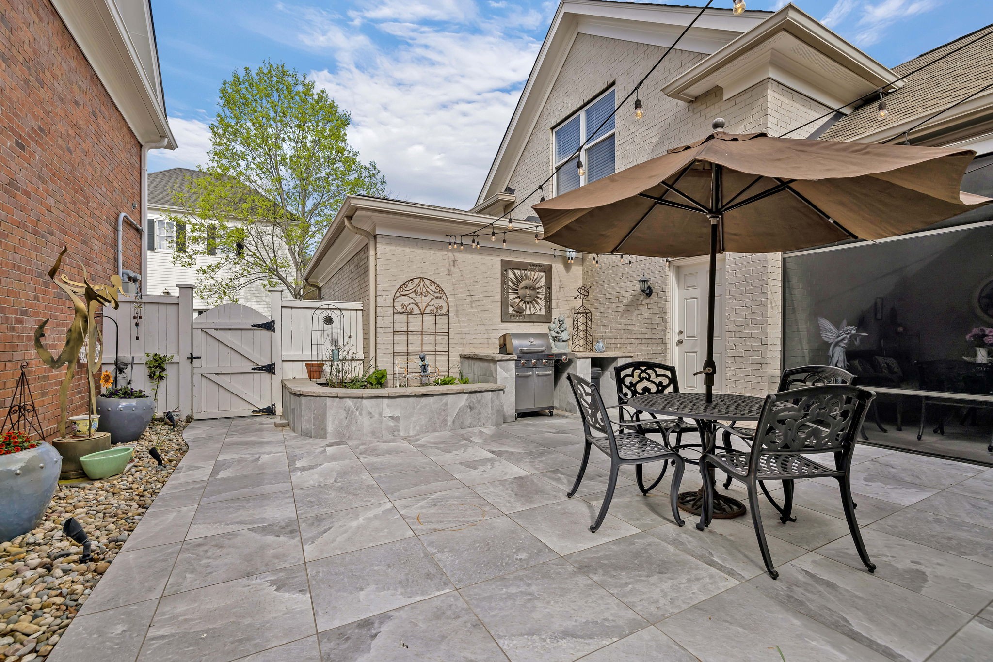 704 Pearre Springs Way