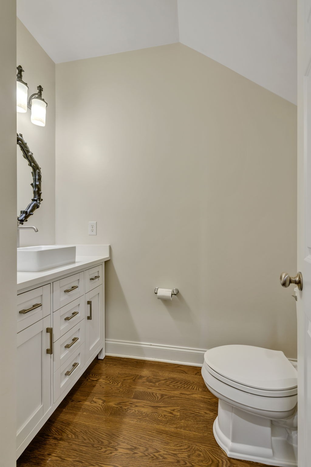 704 Pearre Springs Way