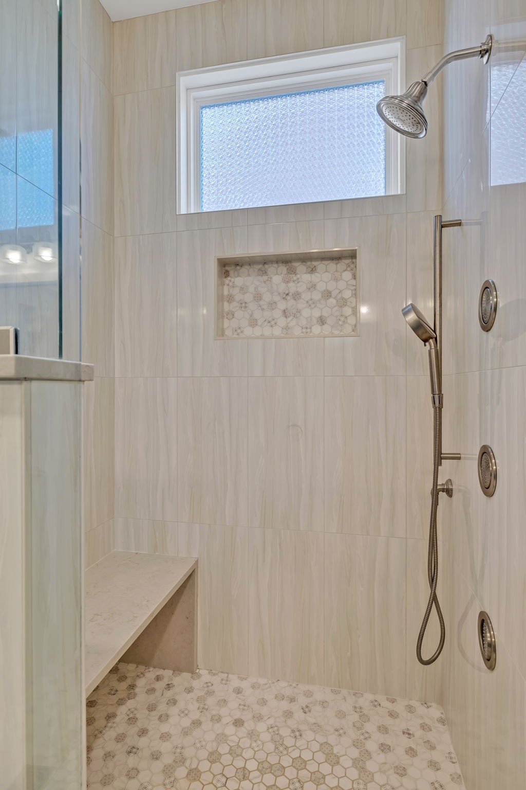 704 Pearre Springs Way