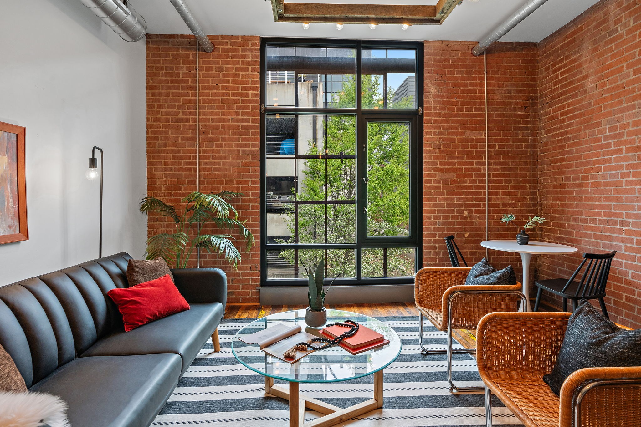704 Taylor St Unit: 203
