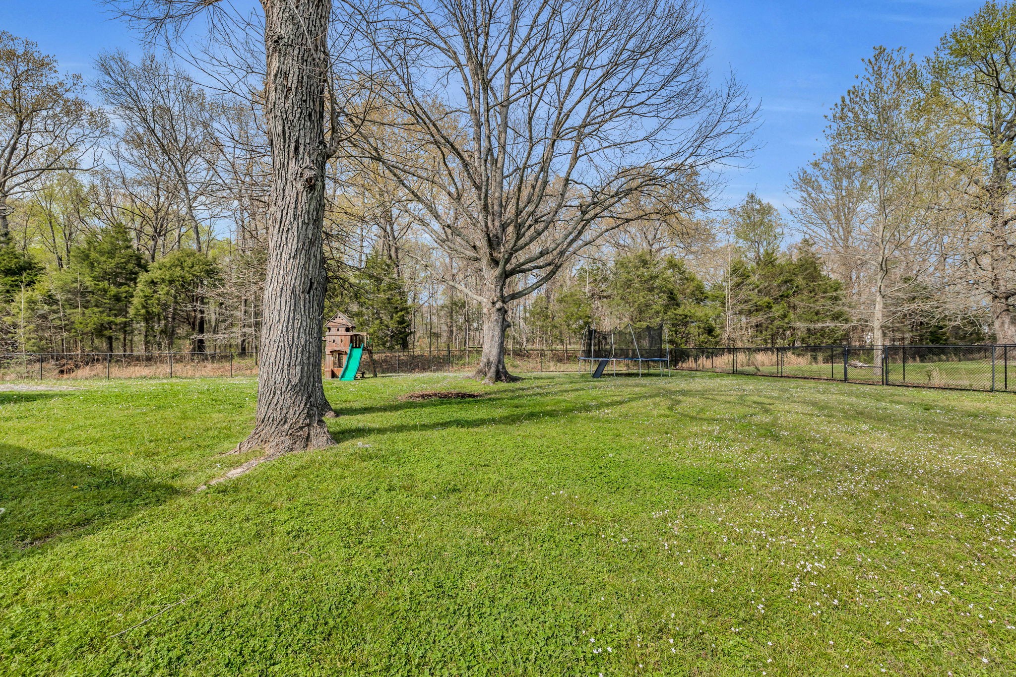 738 Eaglesham Drive