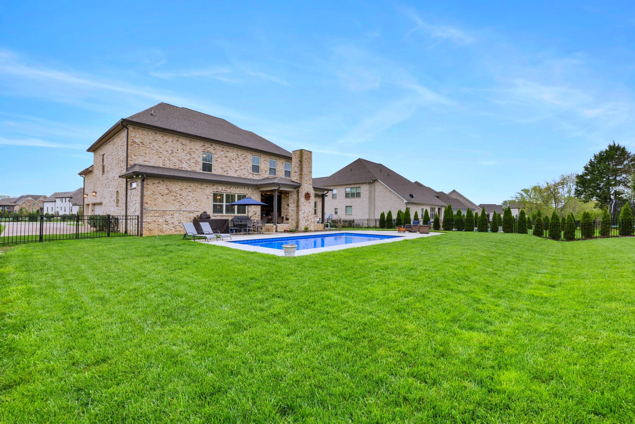 2061 Autumn Ridge Way