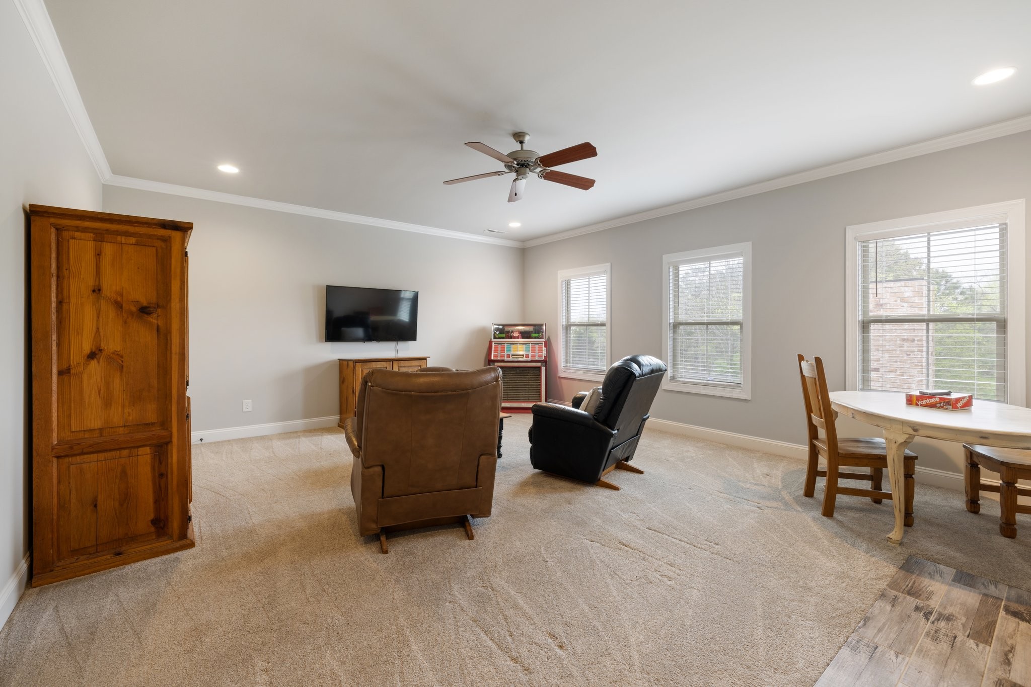 2061 Autumn Ridge Way