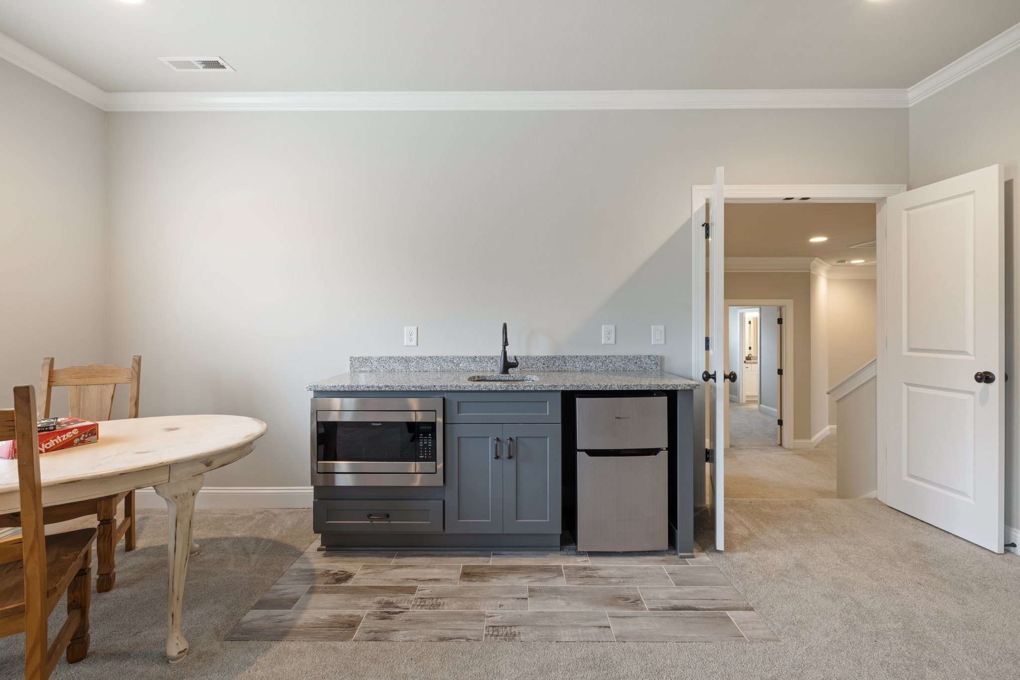 2061 Autumn Ridge Way