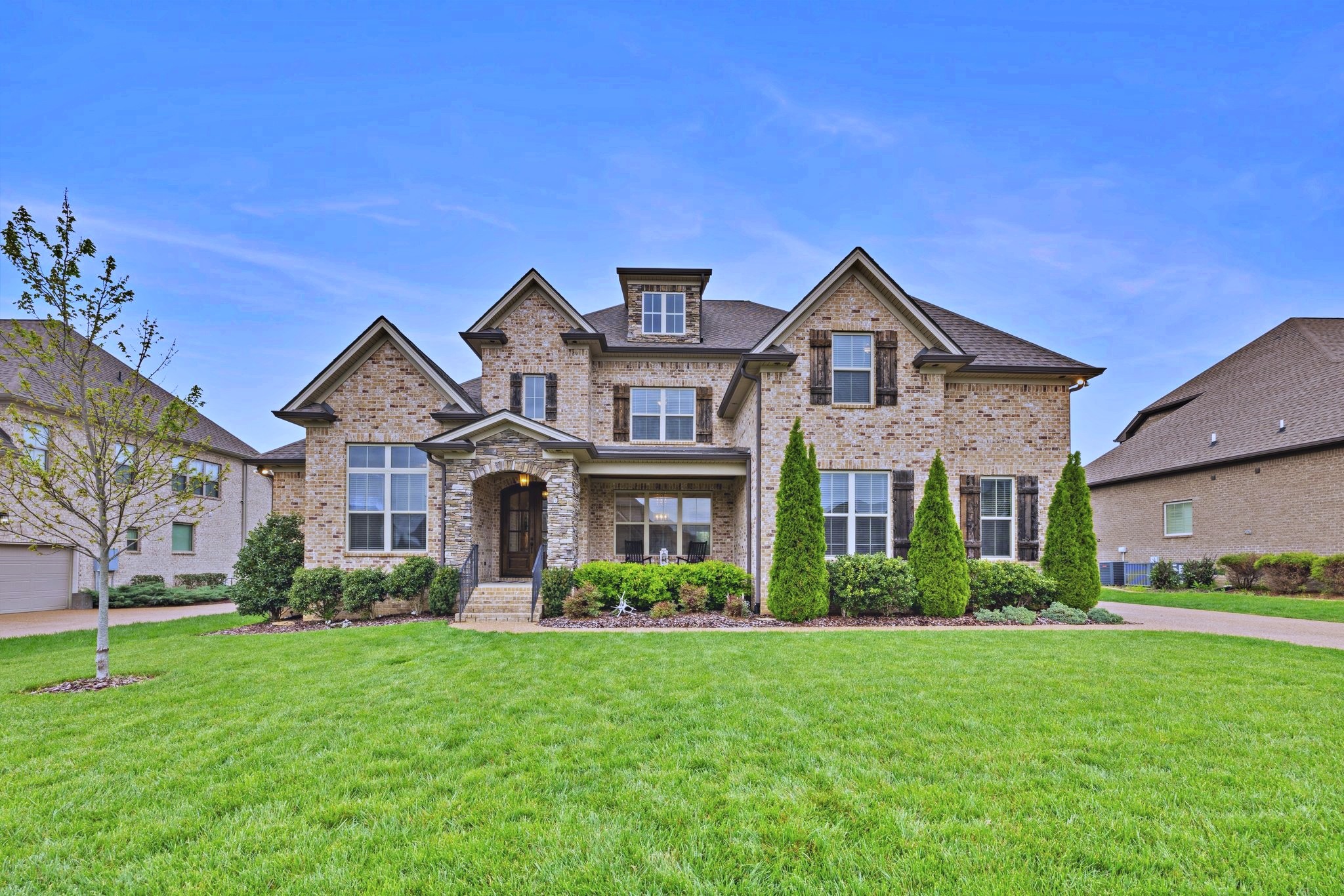 2061 Autumn Ridge Way