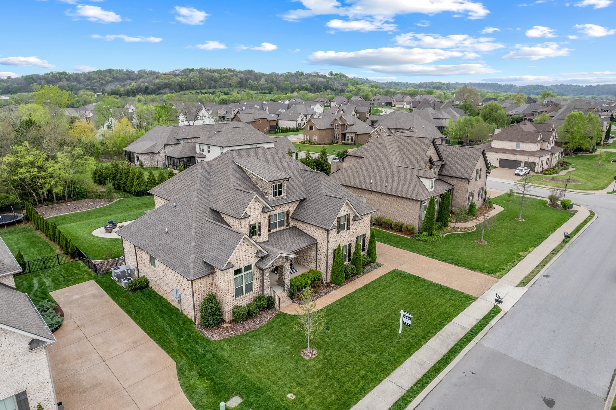 2061 Autumn Ridge Way